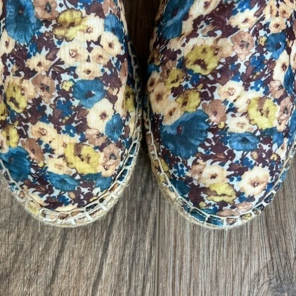 317. Bueno Floral Canvas & Leather Espadrilles | 37 - Picture 4 of 9